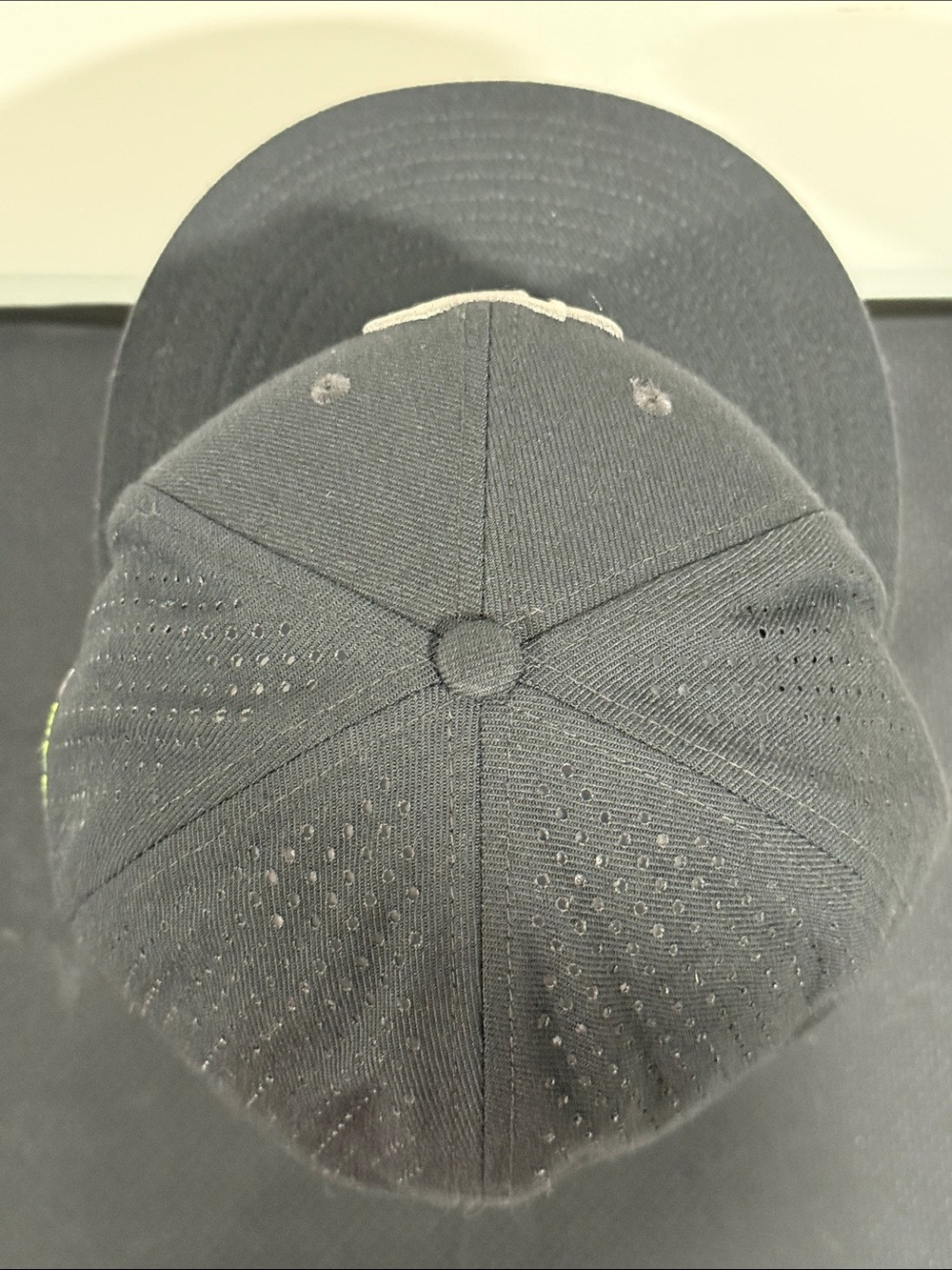 Nike True Vapor Fitted Dri-Fit Black Embroidered Cap with Grey "BSBL" Logo M/L - Picture 8 of 12